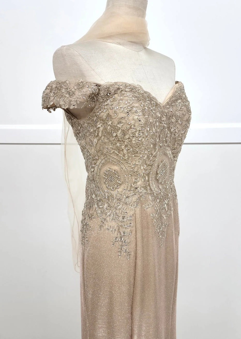Chicas 4025 Elegant Bridal Champagne Sweetheart Floor-Length Embroidered Lace Dress - Image 2