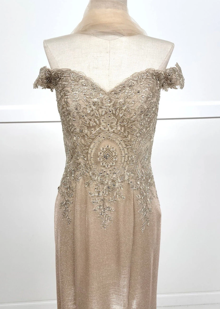 Chicas 4025 Elegant Bridal Champagne Sweetheart Floor-Length Embroidered Lace Dress - Image 4