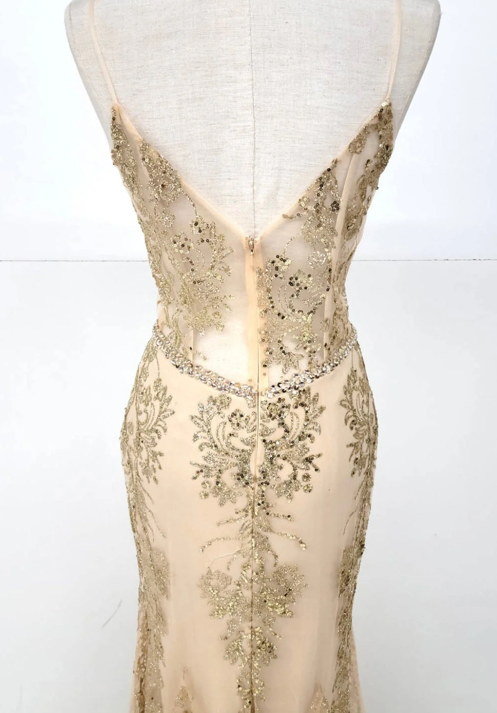 Chicas 4030 Evening Gold Spaghetti-Strap Sequin Fabric Dress - Image 2