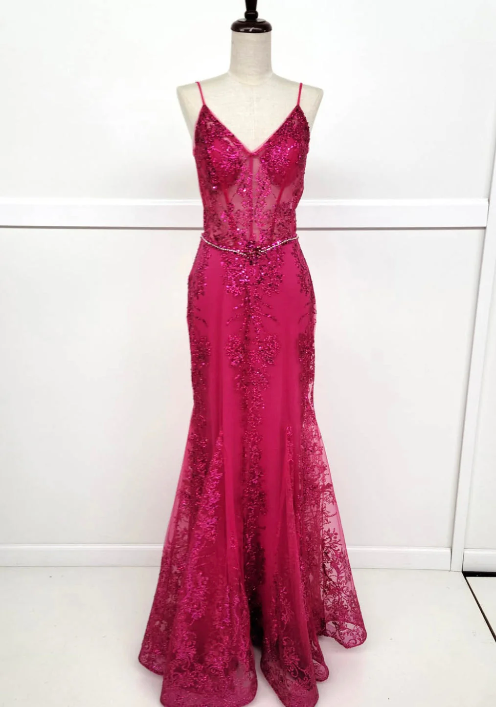 Chicas 4030 Evening Gold Spaghetti-Strap Sequin Fabric Dress - Image 3