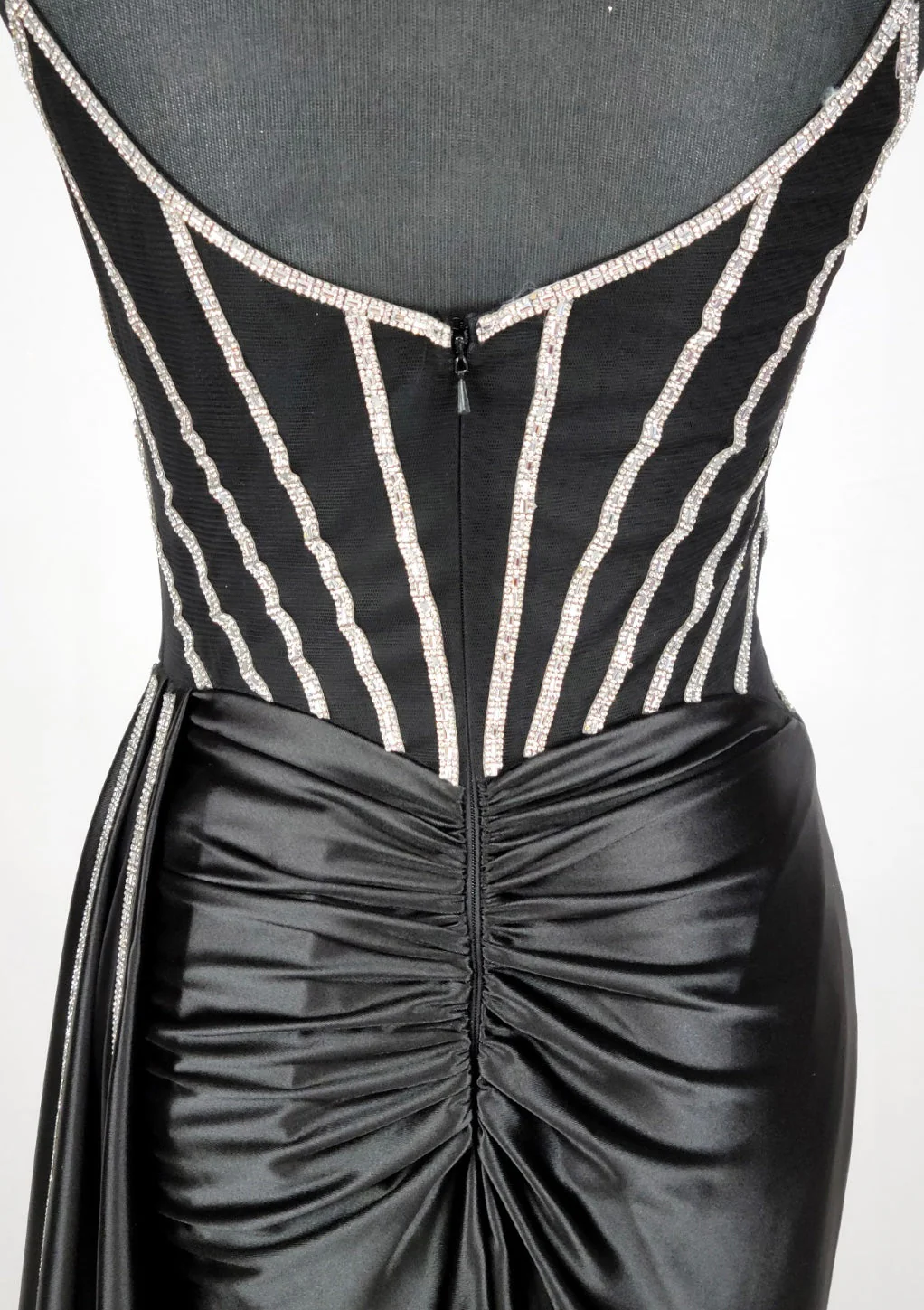 Chicas C343 Evening Black Spaghetti-Strap Floor-Length Satin Dress - Image 3