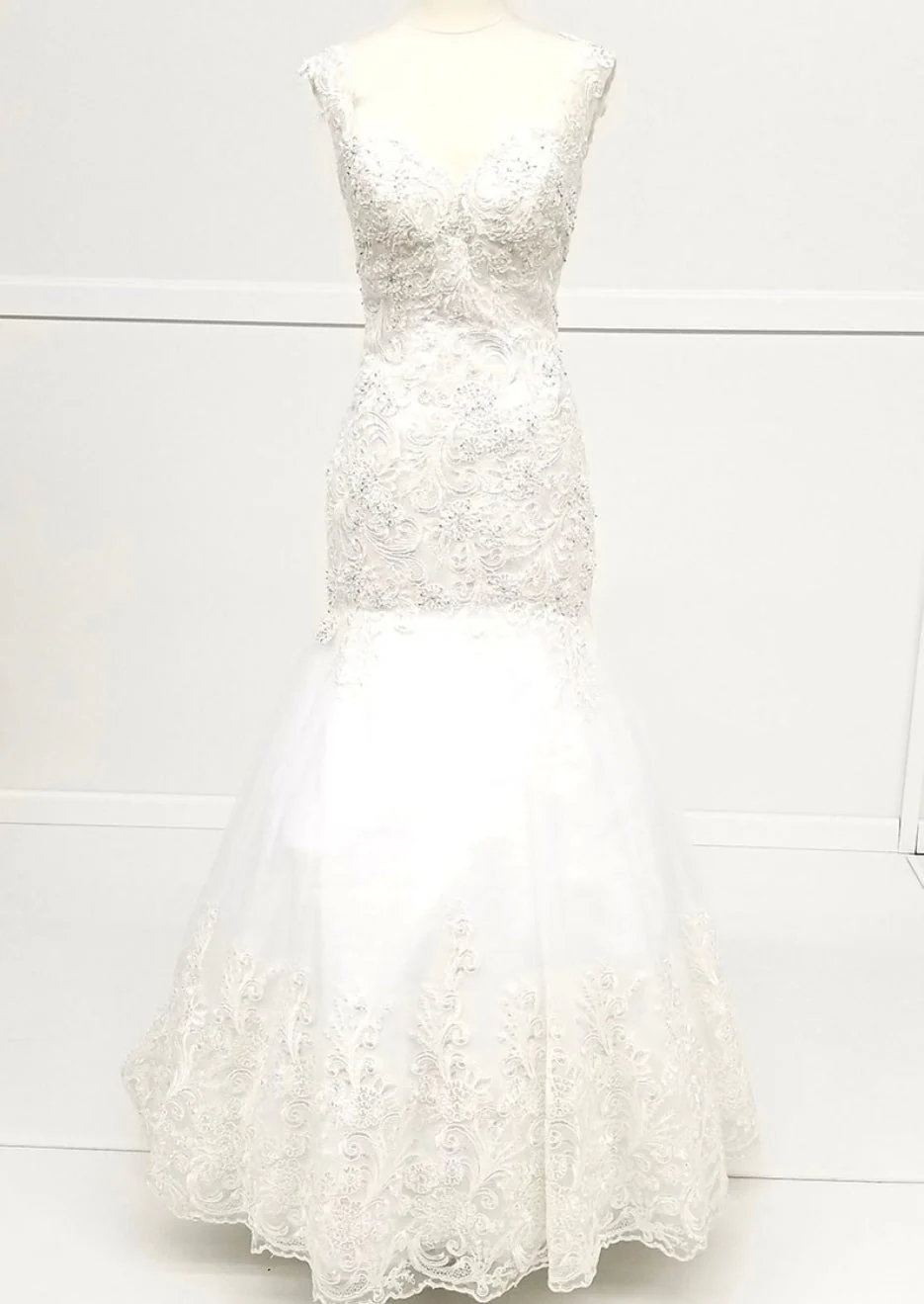 Chicas W1021 Romantic Bridal Mermaid Floor-Length Embroidered Appliqué Tulle Dress