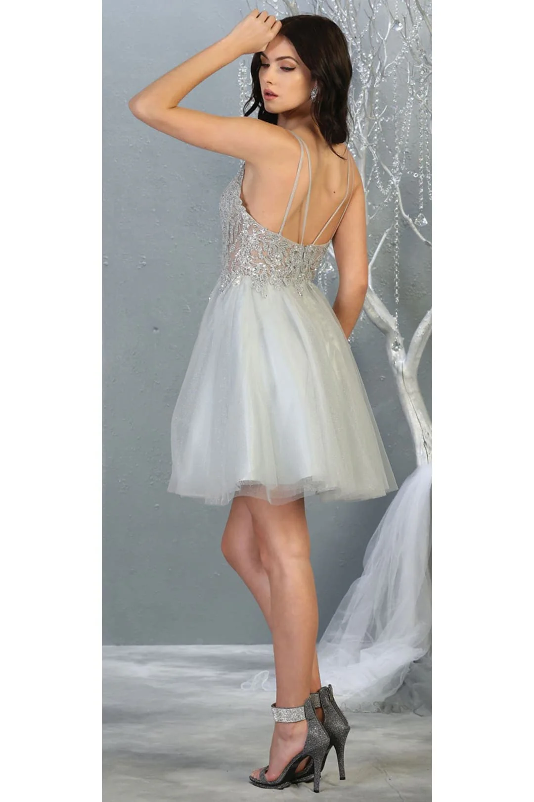 Dama Dresses for Quinceanera in Silver Style MQ1813 Quince Outfit - Image 2