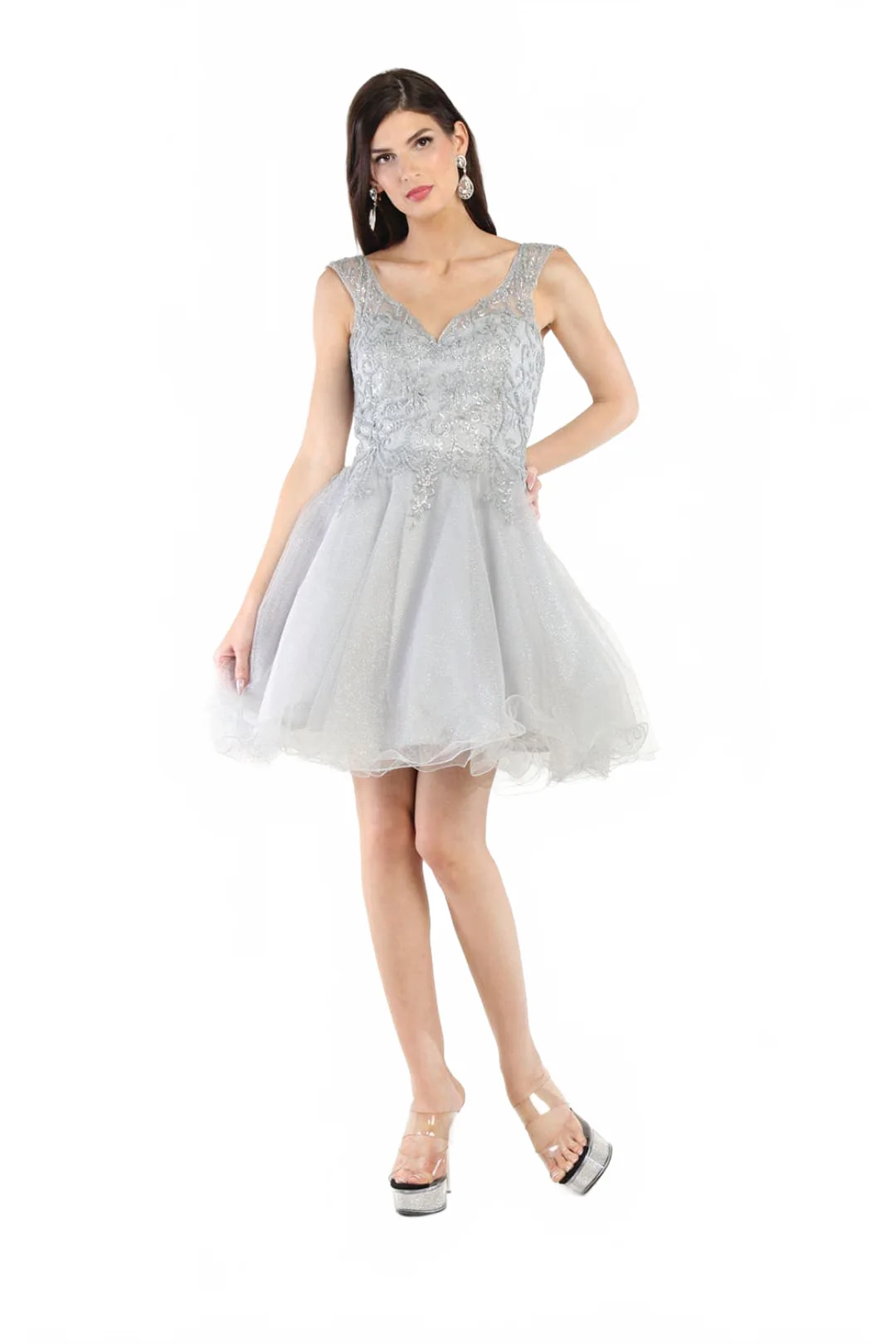 Dama Dresses for Quinceanera in Silver Style MQ1984 Quince Outfit - Image 4