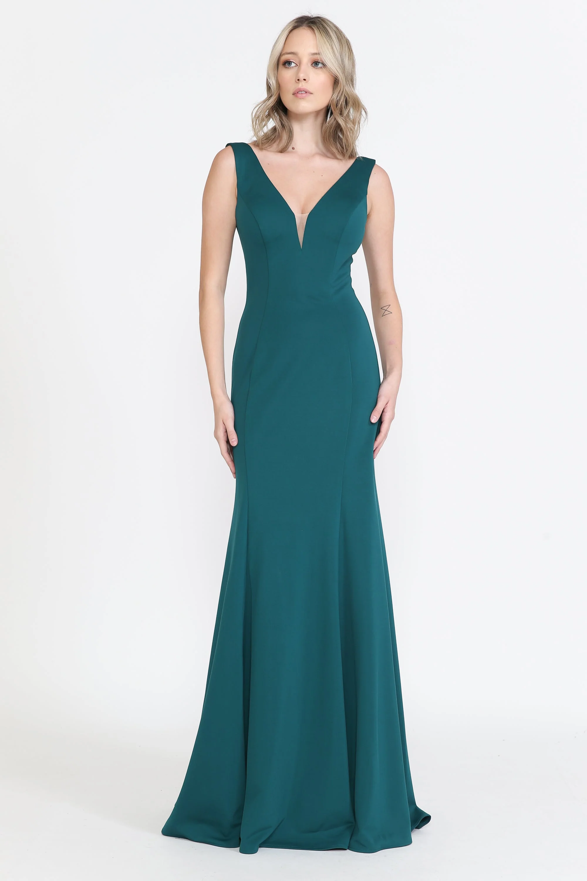 Poly USA 8152 Fitted Long Sleeveless V-Neck Dress