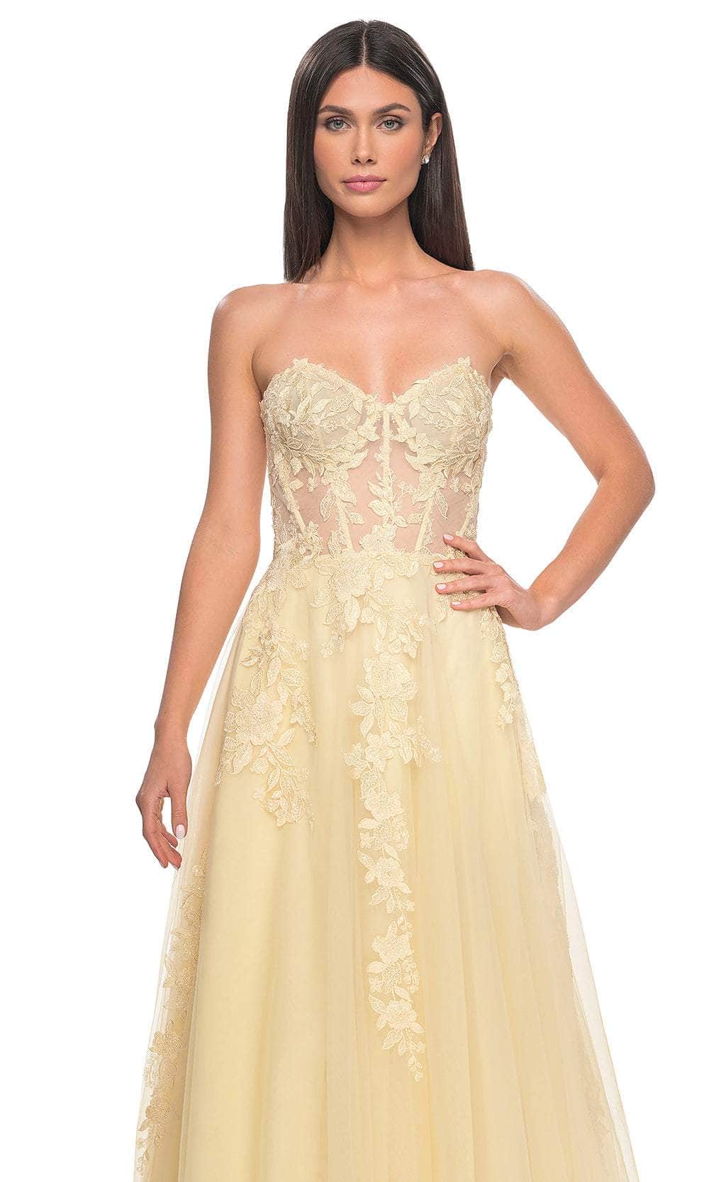 La Femme 32082 Sweetheart Applique Prom Dress - Image 12