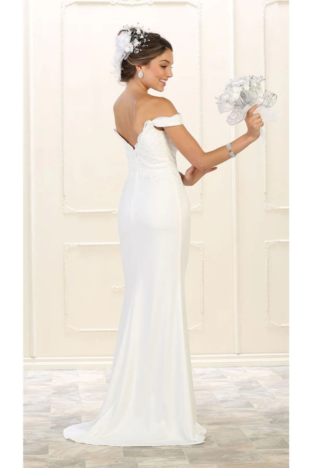 Elegant Form Fitting Wedding Dress MQ1529 - Image 7