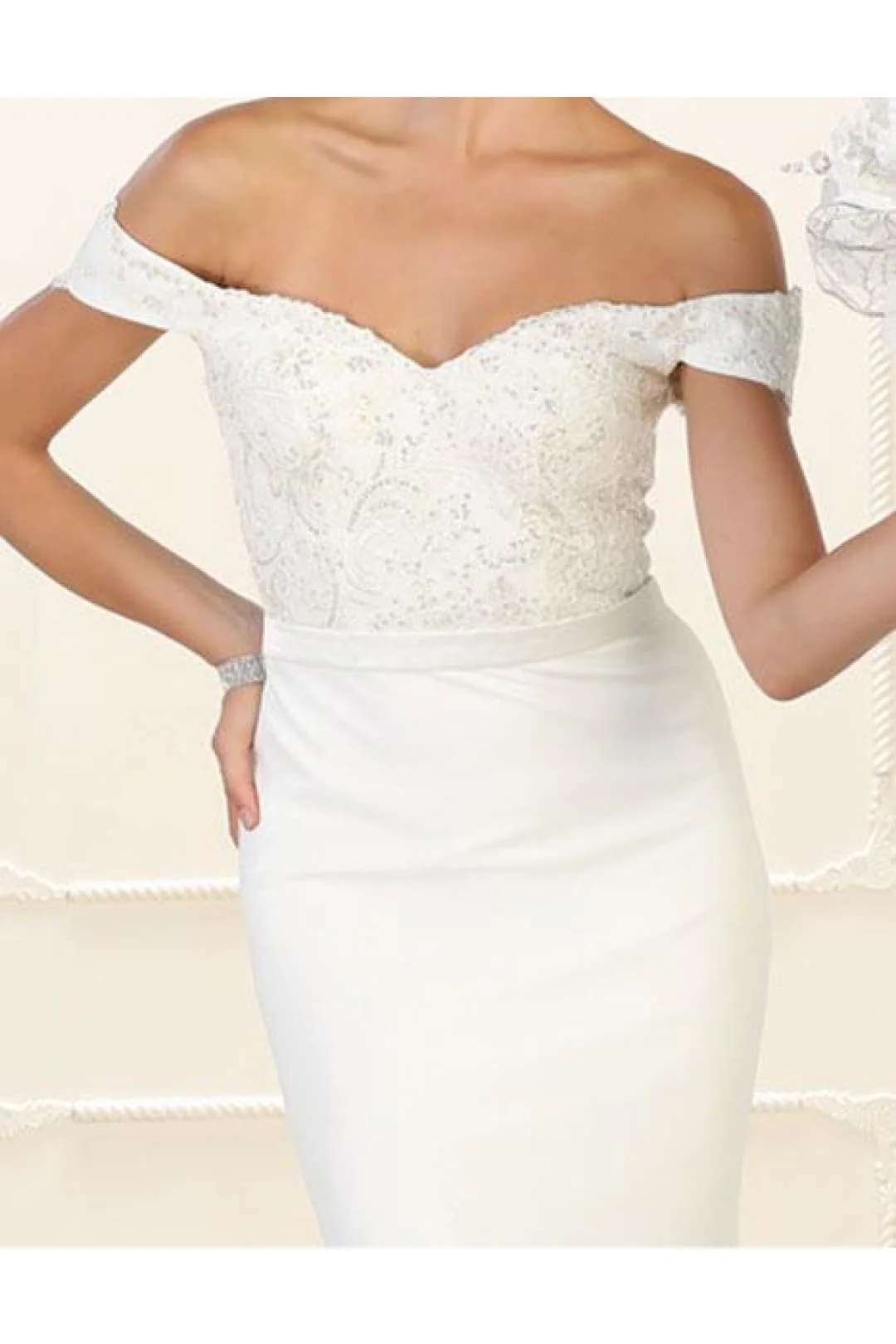Elegant Form Fitting Wedding Dress MQ1529 - Image 8